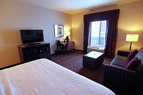 Hampton Inn & Suites Grand Forks