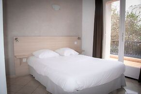 Hôtel Reine D'Azur