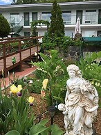 Hôtel Motel Les Voitures d'Eau