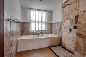 Orlowsky Discovery Candidasa Hotel