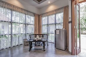 Orlowsky Discovery Candidasa Hotel