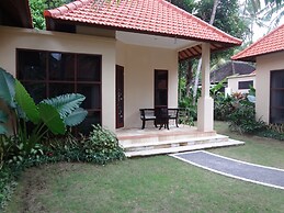 Orlowsky Discovery Candidasa Hotel