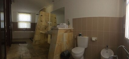 Orlowsky Discovery Candidasa Hotel