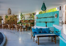 Orlowsky Discovery Candidasa Hotel