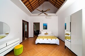 Orlowsky Discovery Candidasa Hotel