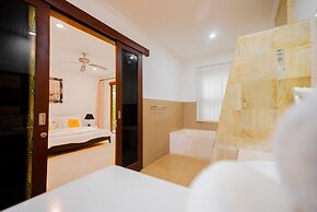 Orlowsky Discovery Candidasa Hotel