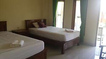 Segara Hotel and Restaurant