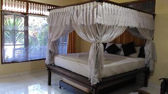 Segara Hotel and Restaurant