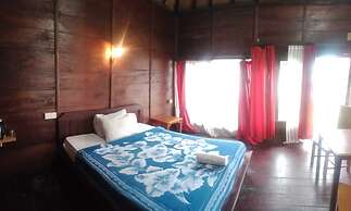 Astradana Hotel & Restaurant