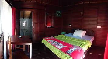 Astradana Hotel & Restaurant