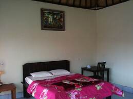 Astradana Hotel & Restaurant