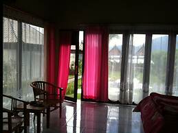 Astradana Hotel & Restaurant