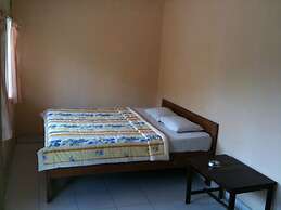 Astradana Hotel & Restaurant