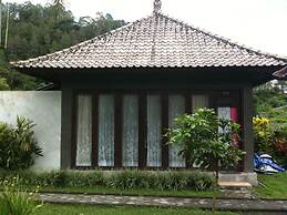 Astradana Hotel & Restaurant