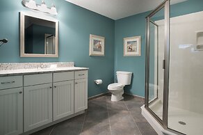 Bluewater Resort & Marina by Spinnaker Resorts