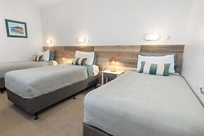 ASURE Admirals View Motel