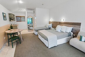 ASURE Admirals View Motel