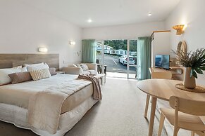 ASURE Admirals View Motel