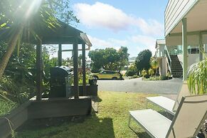 ASURE Admirals View Motel