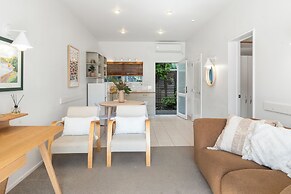 ASURE Admirals View Motel