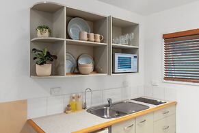 ASURE Admirals View Motel