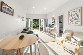 ASURE Admirals View Motel