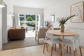 ASURE Admirals View Motel