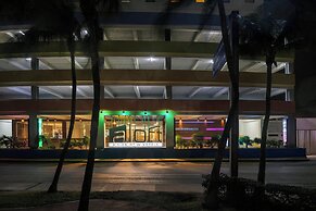 Renovated Aloft Cancun