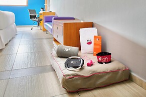 Renovated Aloft Cancun