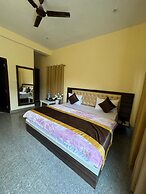 Hotel Moon Light Bhimtal