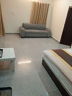 Hotel Moon Light Bhimtal