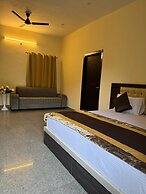 Hotel Moon Light Bhimtal