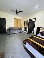 Hotel Moon Light Bhimtal