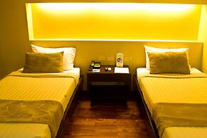 El Cielito Hotel - Sta. Rosa