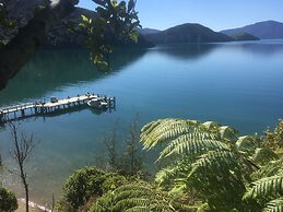 The Lodge At Te Rawa - Boat Access Only