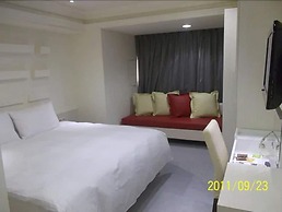 Kiwi Express Hotel - Taichung Station Branch 10