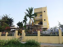 Homeland River Homestay