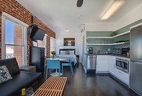 Venice Breeze Suites
