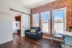 Venice Breeze Suites