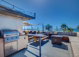 Venice Breeze Suites