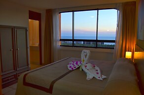 Sunrock Hotel and Suites