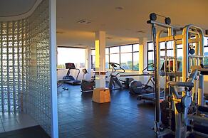 Sunrock Hotel and Suites