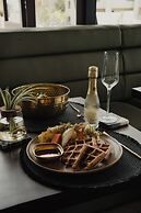 Sunrock Hotel and Suites