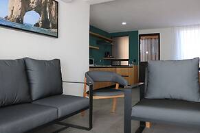 Sunrock Hotel and Suites