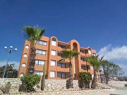 Sunrock Hotel and Suites