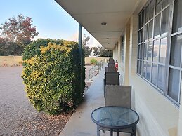 The Aston Motel - Tamworth