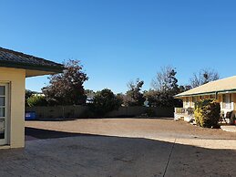 The Aston Motel - Tamworth