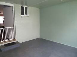 The Aston Motel - Tamworth