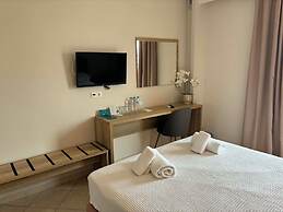 Minavra Hotel