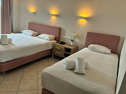 Minavra Hotel
